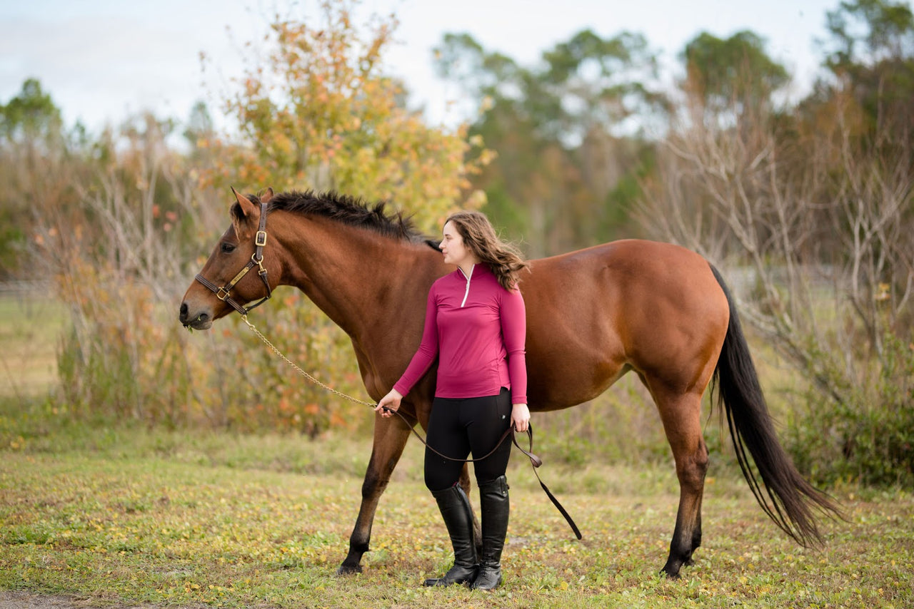 Caitlin with horse wearing BOTORI riding tights